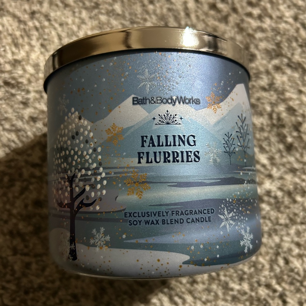 Bath & Body Works Falling Flurries Candle - Blue and Silver